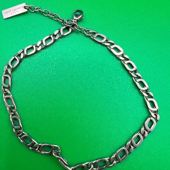 Saint Laurent - Picture 3 of 10